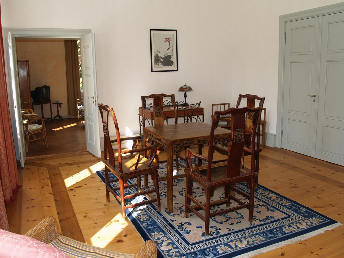 Landhaus Schloss Koelzow Exteriör bild