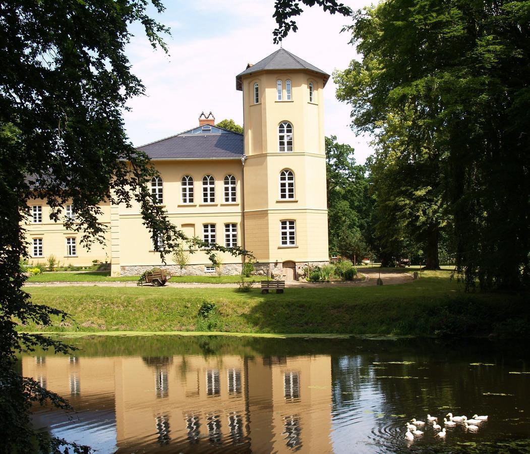Landhaus Schloss Koelzow Exteriör bild